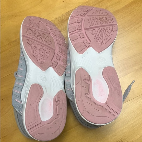 Zeba Hands Free Slip-On Pink Gray mesh Athletic sneakers women’s size 12 EUC - Picture 5 of 10